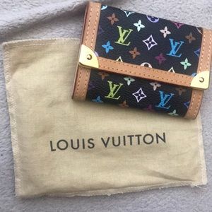 Louis Vuitton coin purse (never used) brand new!